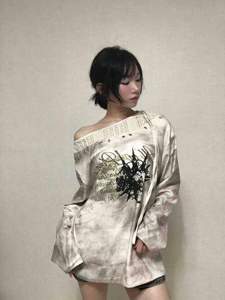 Tie-dye off-shoulder long-sleeve t-shirt