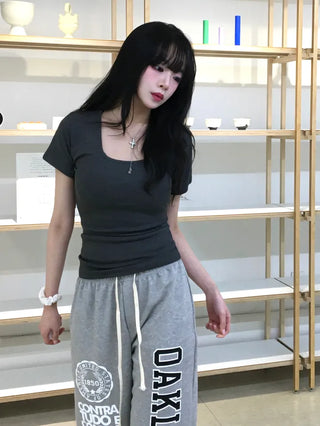 Robbie U-neck Ribbed Tight Short Sleeve Tee