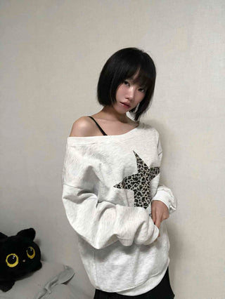 Leopard Print Star Off-Shoulder Sweatshirt