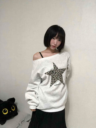Leopard Print Star Off-Shoulder Sweatshirt