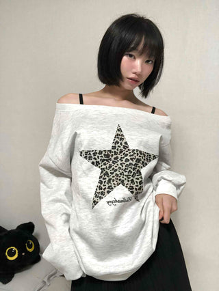 Leopard Print Star Off-Shoulder Sweatshirt