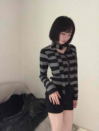 Vintage Daily Striped V-Neck Long Sleeve T-Shirt