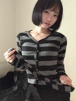 Vintage Daily Striped V-Neck Long Sleeve T-Shirt