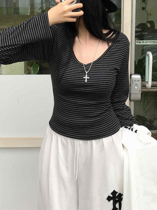 Minimal Arm Cover Striped V-Neck Tee
