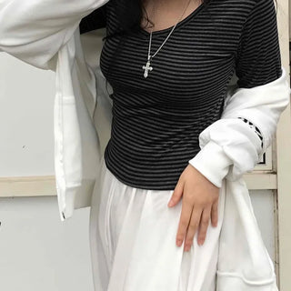 Minimal Arm Cover Striped V-Neck Tee