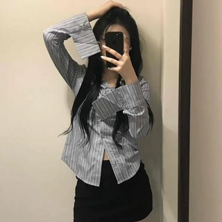 Hip stripe slim fit shirt