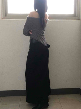 Comfortable Off-Shoulder Oversized Knit