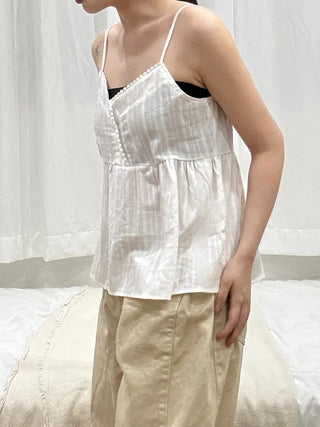Bowty Lace Sleeveless Sleeveless Blouse