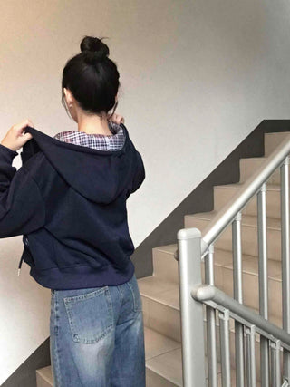Effortless Chic Basic Autumn Zip-Up with Check Point
