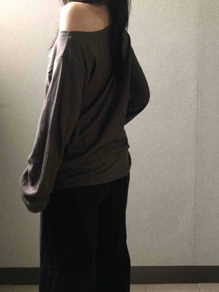 Street One-Off Asymmetrical Long Sleeve T-shirt