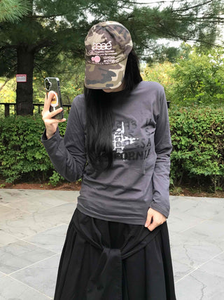 Minimal Graphic Round Neck Long Sleeve T-shirt