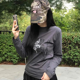 Minimal Graphic Round Neck Long Sleeve T-shirt