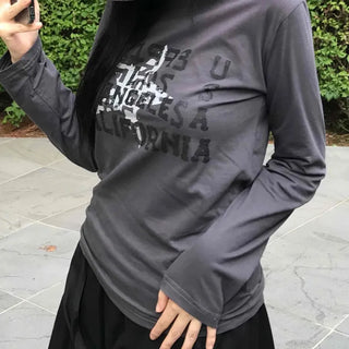 Minimal Graphic Round Neck Long Sleeve T-shirt