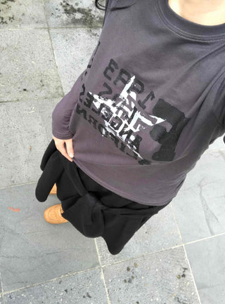 Minimal Graphic Round Neck Long Sleeve T-shirt
