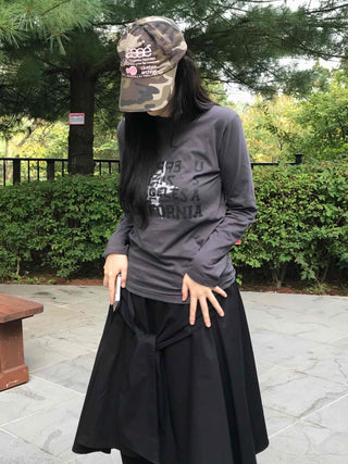 Minimal Graphic Round Neck Long Sleeve T-shirt
