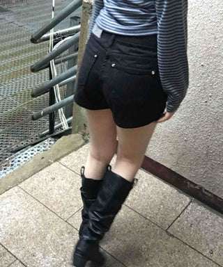 Comfort Studded Skinny Shorts