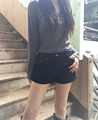 Comfort Studded Skinny Shorts