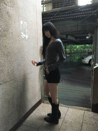 Comfort Studded Skinny Shorts