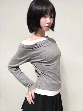 Round Neck Studded Off-Shoulder T-Shirt
