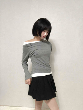 Round Neck Studded Off-Shoulder T-Shirt