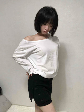 Effortless Chic Boxy Fit Off-Shoulder Long-Sleeve T-Shirt