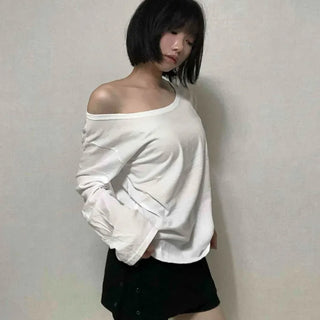 Effortless Chic Boxy Fit Off-Shoulder Long-Sleeve T-Shirt