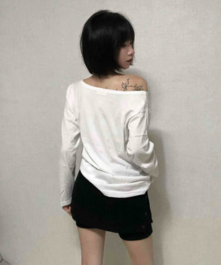 Effortless Chic Boxy Fit Off-Shoulder Long-Sleeve T-Shirt