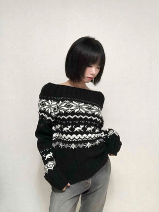 Edgy Nordic Off-shoulder Knit