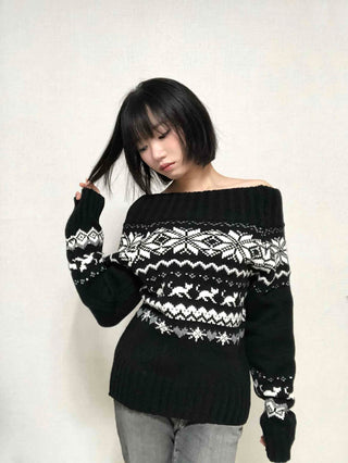 Edgy Nordic Off-shoulder Knit