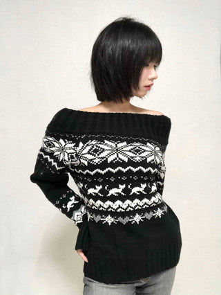 Edgy Nordic Off-shoulder Knit