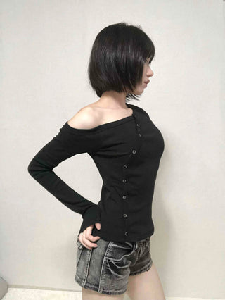 Curve Snap Slim Fit Off-Shoulder