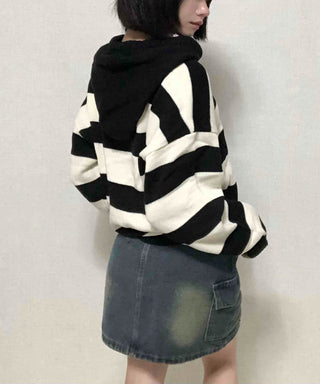 Minimal Cargo Denim Skirt