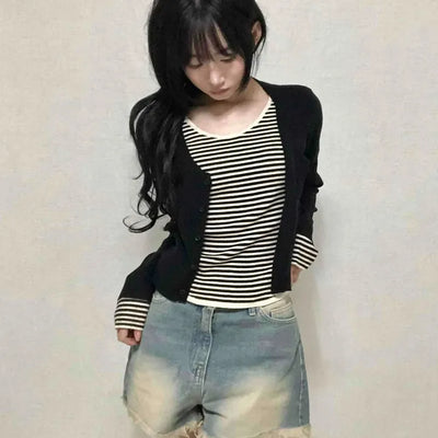 Cat Sand Washed Knee-length Denim Pocket Shorts