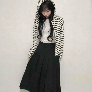 Minimal A-line Pleated Long Skirt