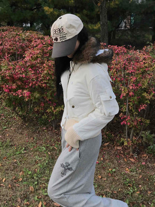 Fur-trimmed knit sleeve short padded jumper