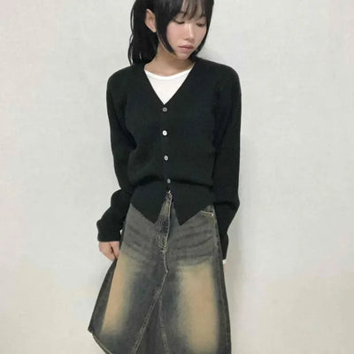 Subtle Plain Knit Cardigan
