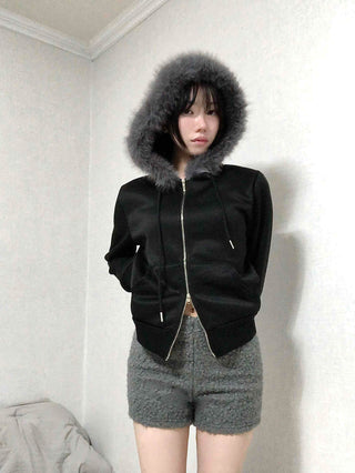 Loose Fit Boucle Knit Pocket Elastic Waist Shorts