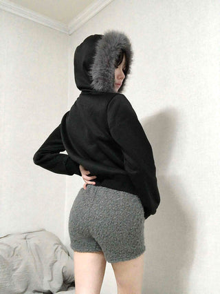Loose Fit Boucle Knit Pocket Elastic Waist Shorts