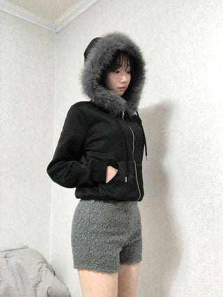 Loose Fit Boucle Knit Pocket Elastic Waist Shorts
