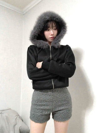 Loose Fit Boucle Knit Pocket Elastic Waist Shorts