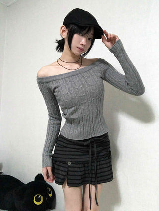 Cable Off-Shoulder Slim Fit Ribbed Knit