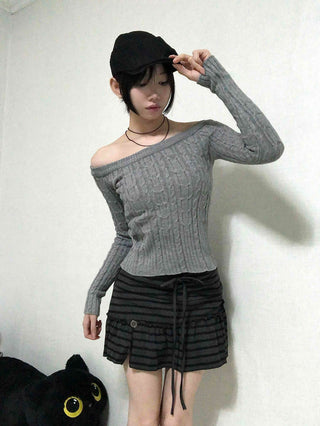 Cable Off-Shoulder Slim Fit Ribbed Knit