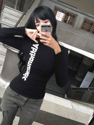 Urban Street Diagonal Lettering Slim Fit Round T-shirt