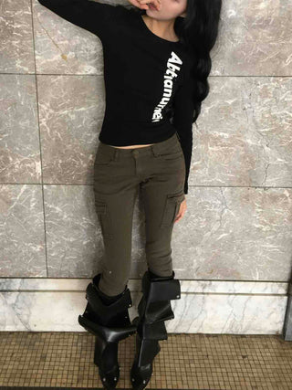 Urban Street Diagonal Lettering Slim Fit Round T-shirt
