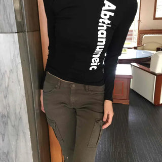Urban Street Diagonal Lettering Slim Fit Round T-shirt