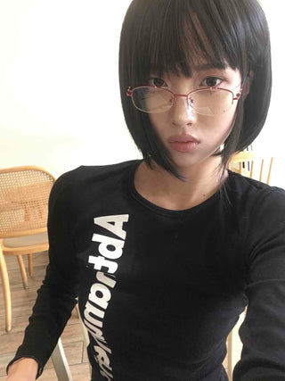 Urban Street Diagonal Lettering Slim Fit Round T-shirt