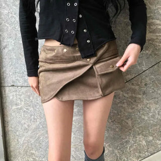 Pocket Detail Low-Rise Suede Slim Mini Skirt