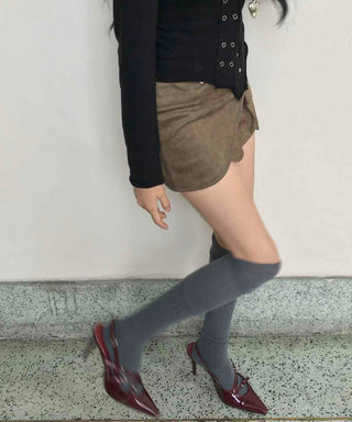 Pocket Detail Low-Rise Suede Slim Mini Skirt