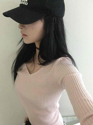 Ribbed Deep V-Neck Slim Fit Knit
