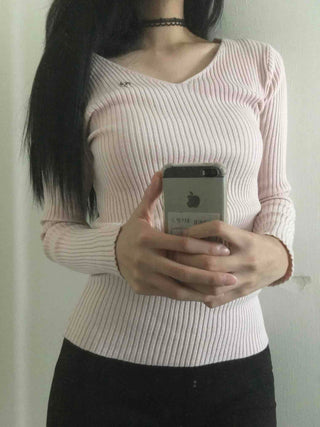 Ribbed Deep V-Neck Slim Fit Knit